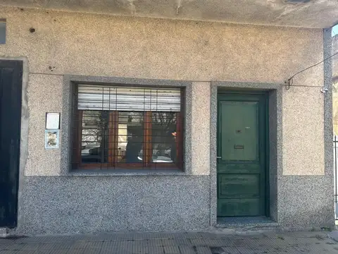 Casa 3/4 amb pb c/patio y cochera