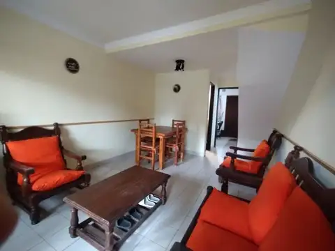 Avenida mitre 2470 departamento 4