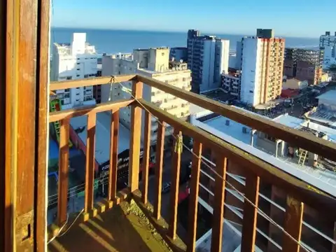 A 100 metros del mar