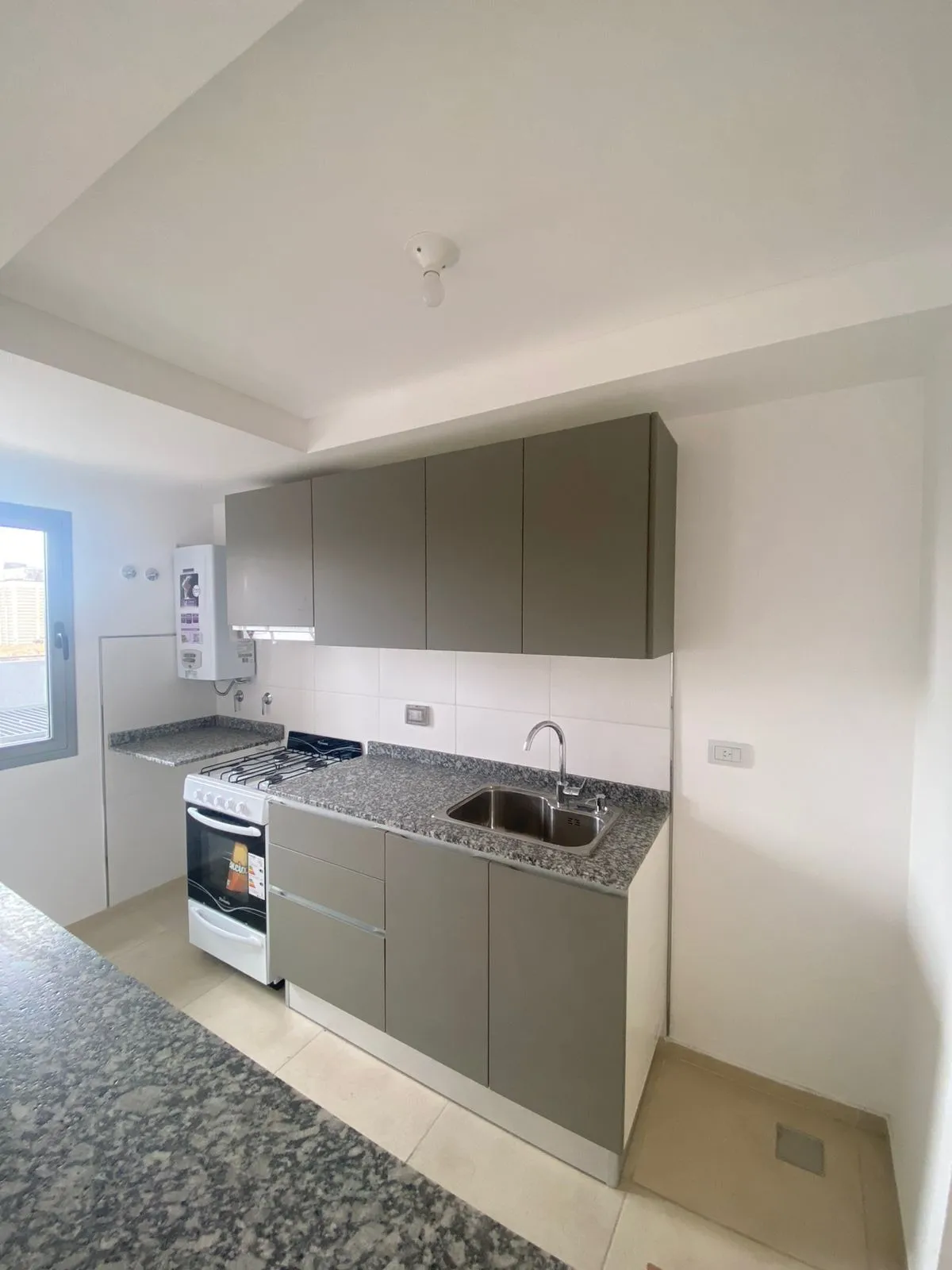 Complejo Pilay Futura 17 - 2 Dorm con Balcón