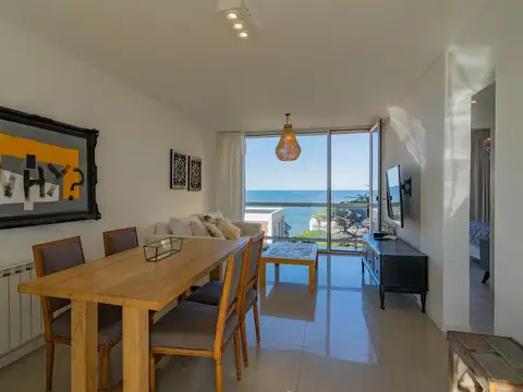 Piso con vista al mar, en zona playa chica. tour virtual