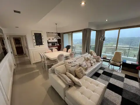 Departamento en venta en av. bunge pinamar con piscina climatizada