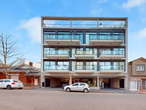 Venta chauvin 4amb al frente con terraza y cochera