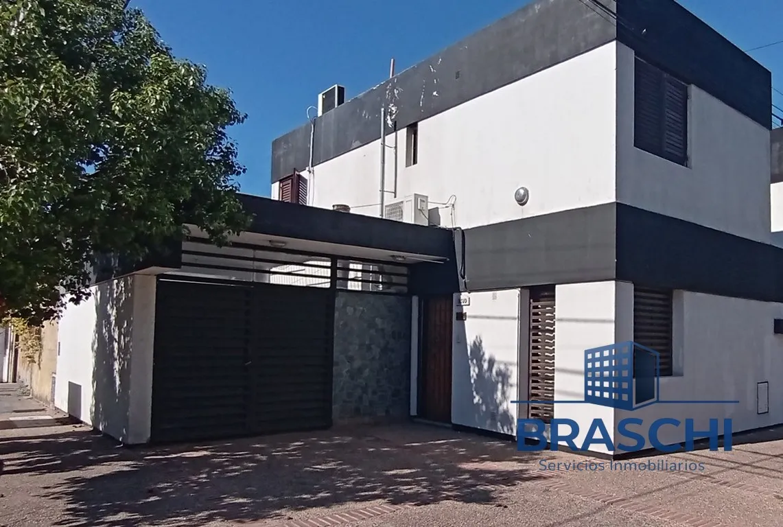 OPORTUNIDAD en venta en Bº San Martín, 2 dormitorios amplios