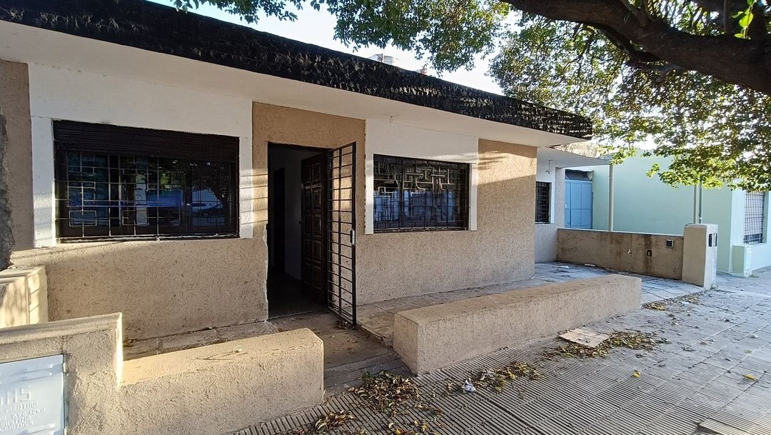 VENTA CASA DOS DORMITORIOS B° MATIENZO CREDITO IAF