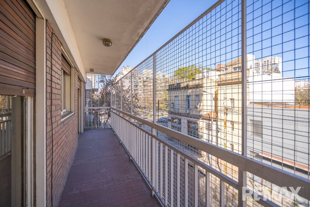 VENTA DEPARTAMENTO 4 AMBIENTES COCHERA FLORESTA
