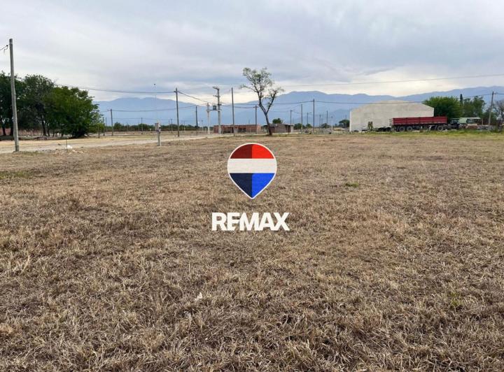 Terreno · 300m²