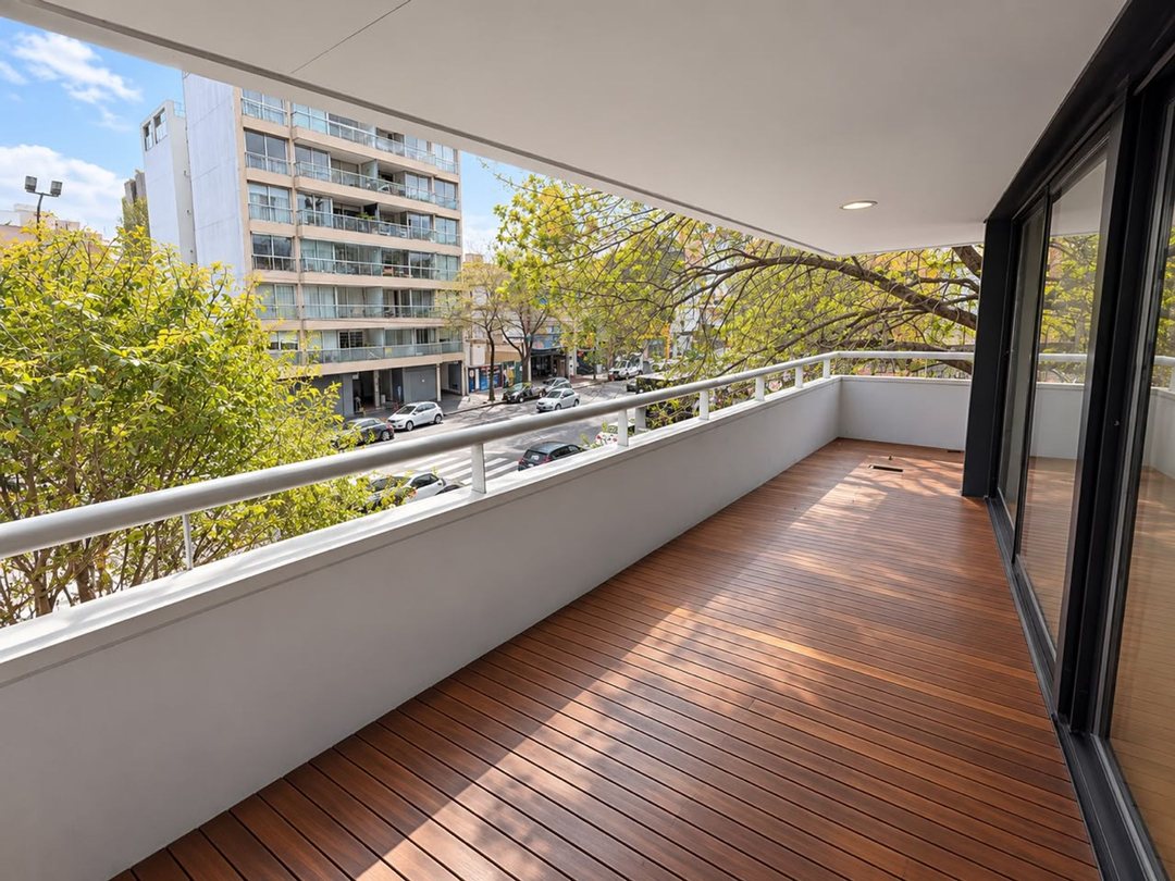 VENTA DEPTO 3 AMB COLEGIALES C/ BALCON Y COCHERA