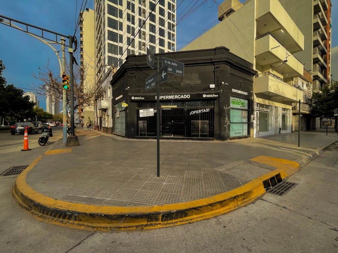 VENTA FONDO DE COMERCIO ESQ. 9 DE JULIO Y BOULEVAR