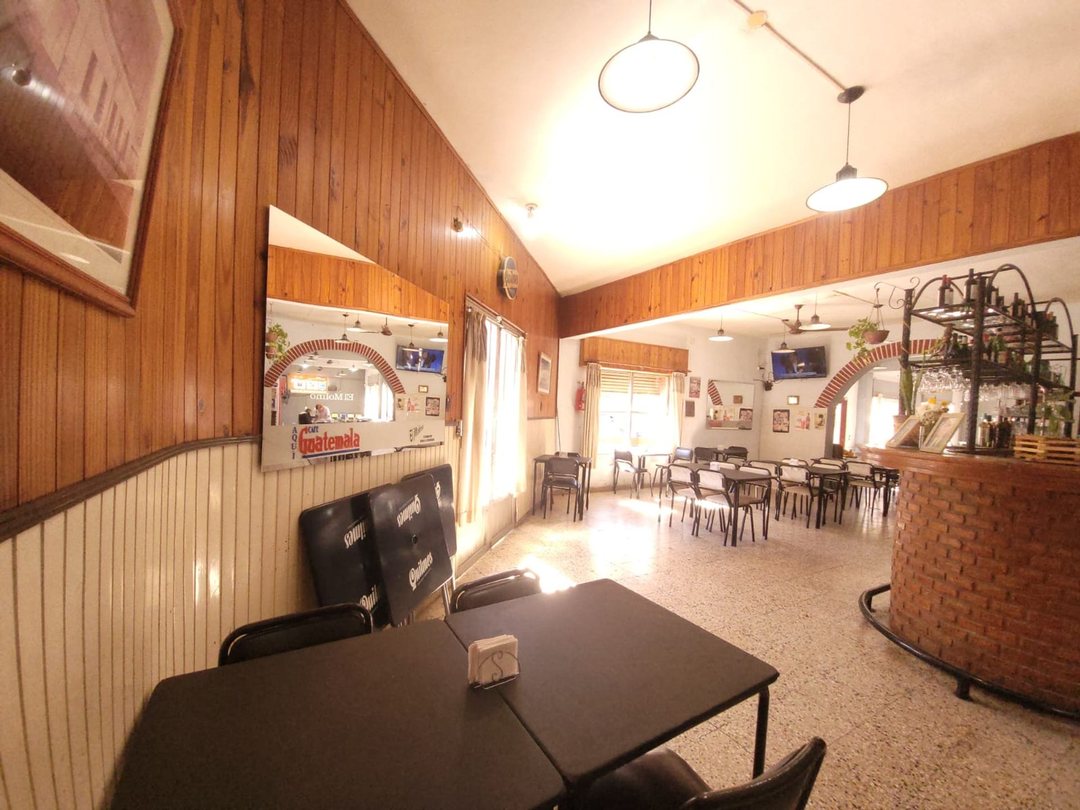 LOCAL COMERCIAL 500 M2, ESQUINA CORDOBA. P.G.S.M