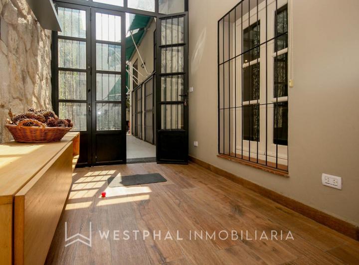 Casa · 158m² · 2 Dormitorios · 1 Cochera