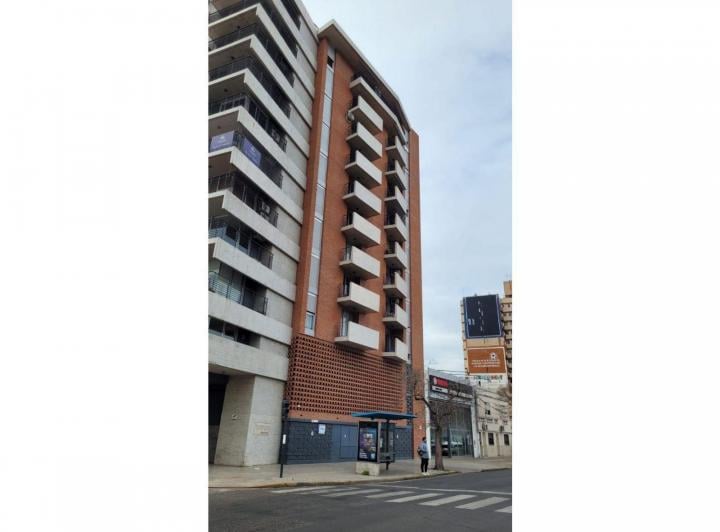 Departamento · 35m² · 1 Ambiente · 10 Cocheras