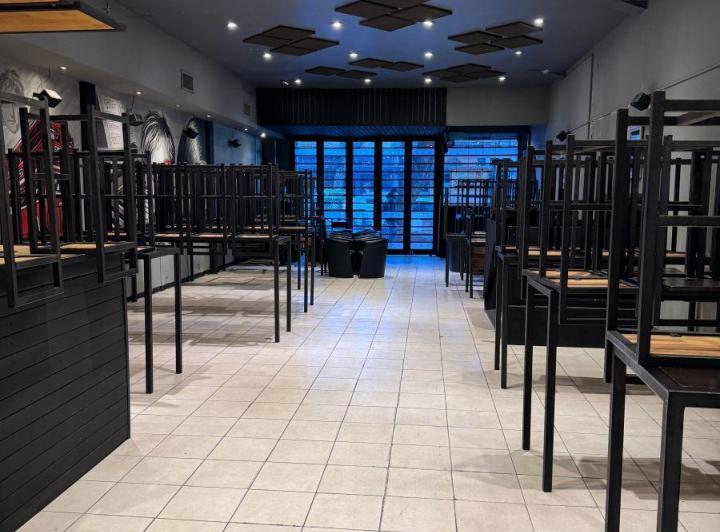Local comercial · 185m²