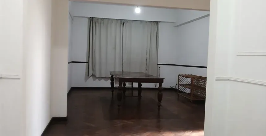 SE VENDE DEPARTAMENTO 2 DORMITORIOS B° CENTRO. MF