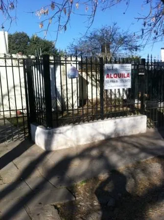 CASA EN QUINTAS DE ARGUELLO
