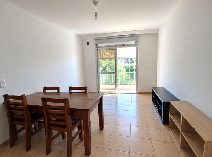 Departamento · 60m² · 4 Ambientes · 1 Cochera