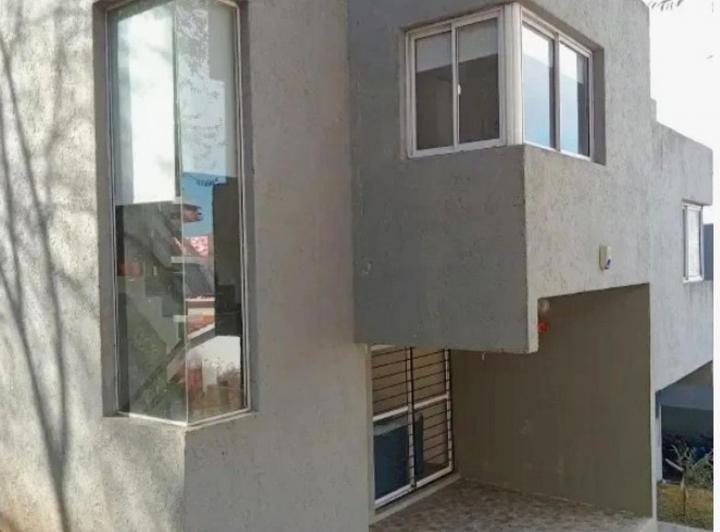 Casa · 75m² · 3 Ambientes · 1 Cochera