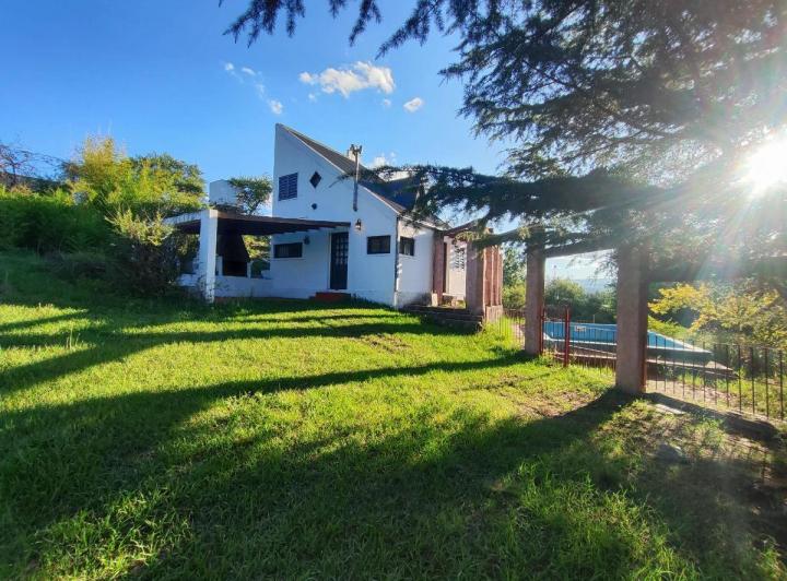 Casa · 60m² · 2 Ambientes · 1 Cochera