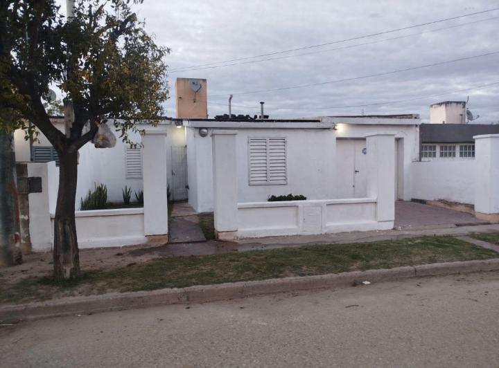 Casa · 119m² · 5 Ambientes · 2 Cocheras