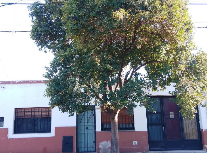 Casa · 100m² · 4 Ambientes · 1 Cochera