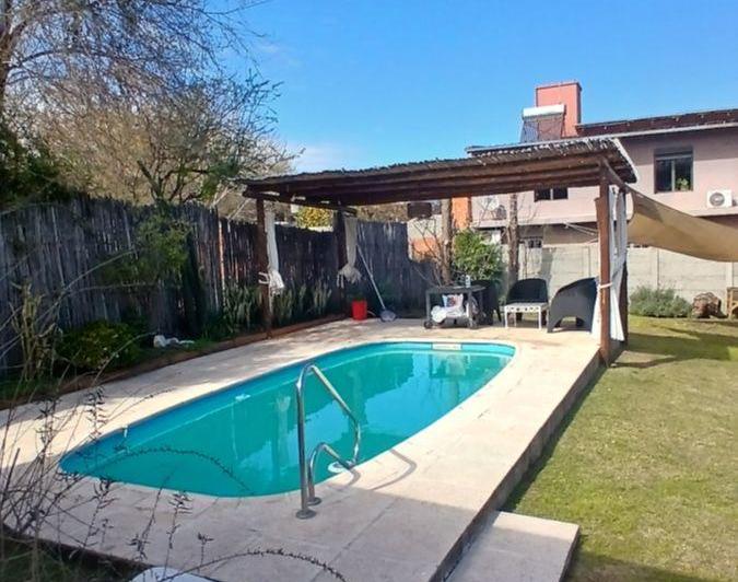 Casa · 50m² · 2 Ambientes · 3 Cocheras