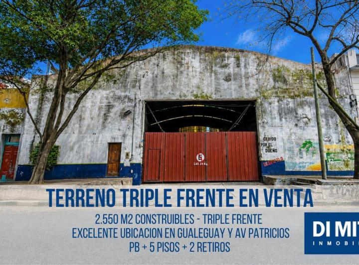 Terreno · 701m²
