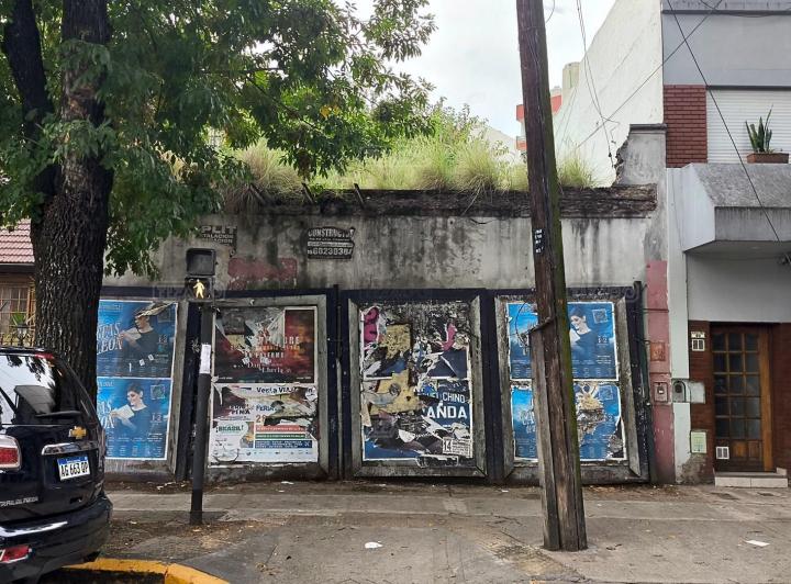 Terreno · 328m²