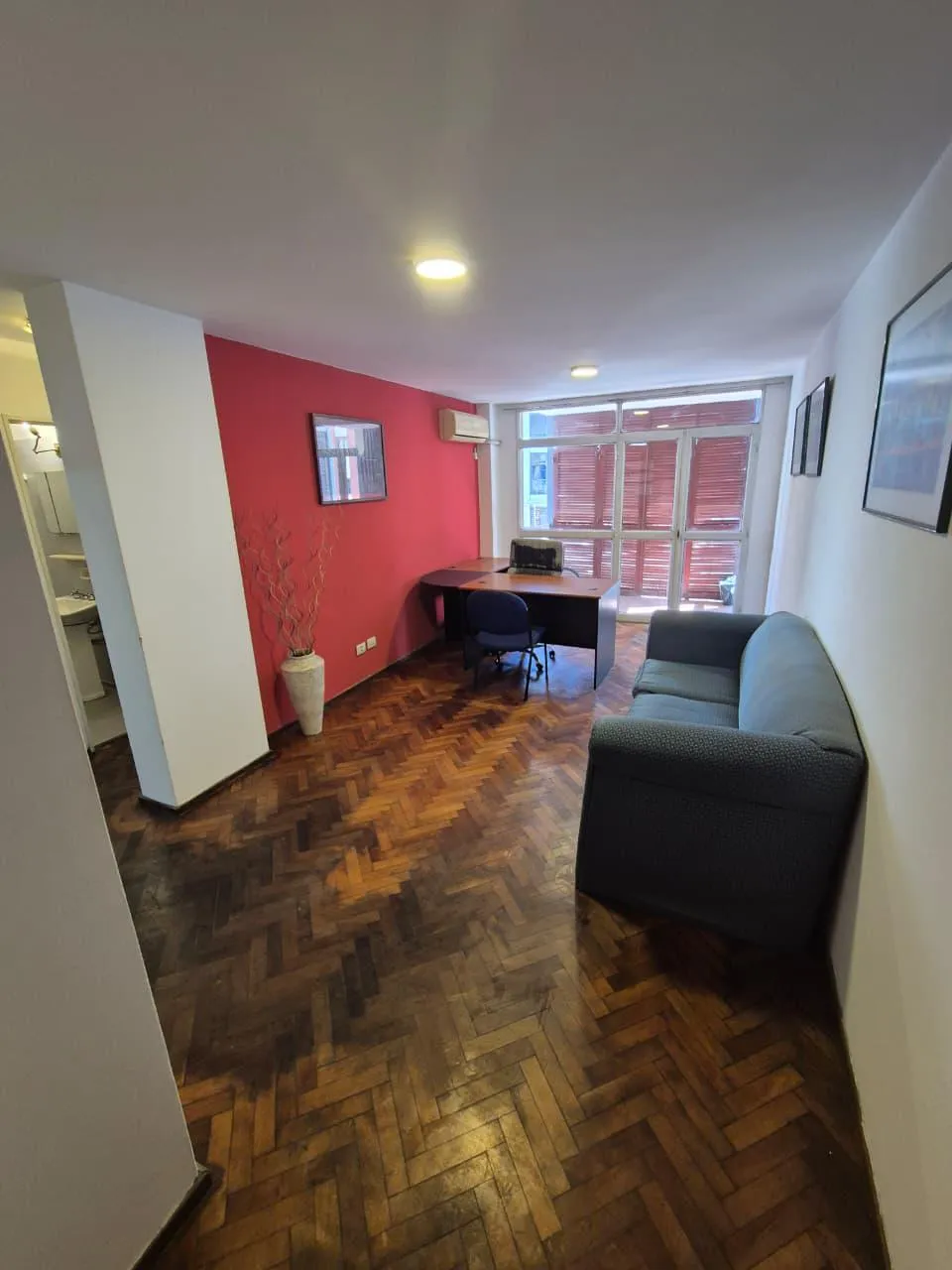 VENDO DEPARTAMENTO 2 DORMITORIOS EN CENTRO CON BALCON APTO CREDITO