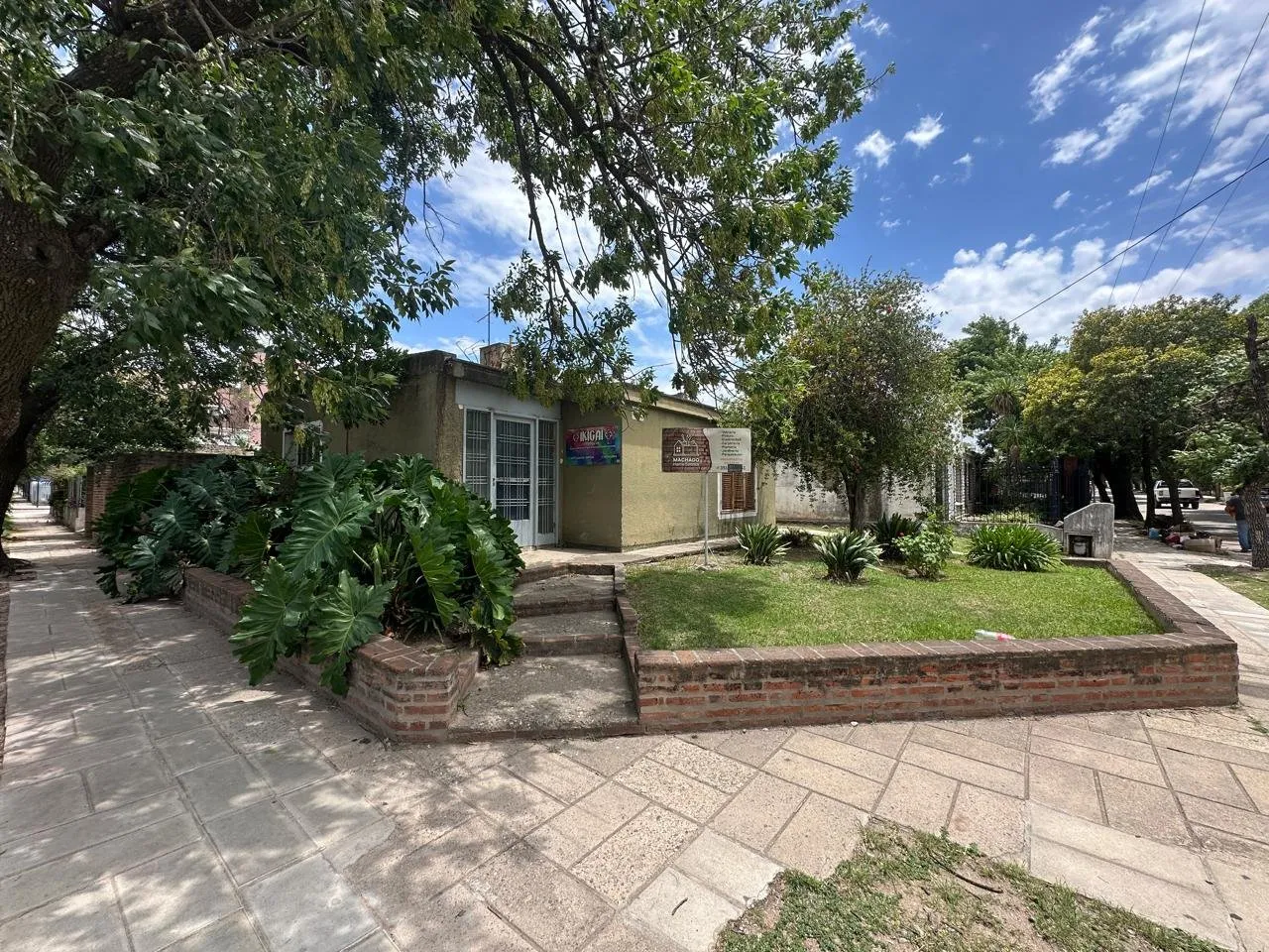 Se vende casa en barrio Quintas de Aguello
