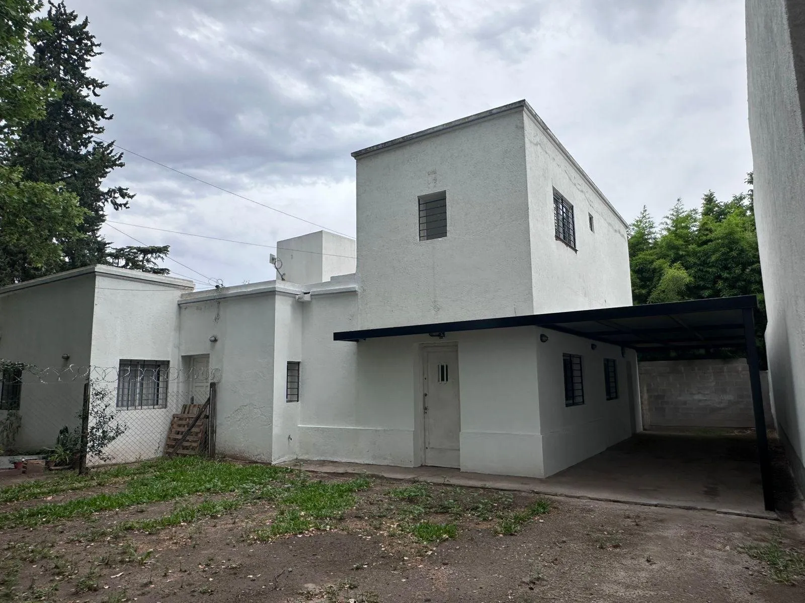 Se vende dúplex 2 dormitorios + escritorios