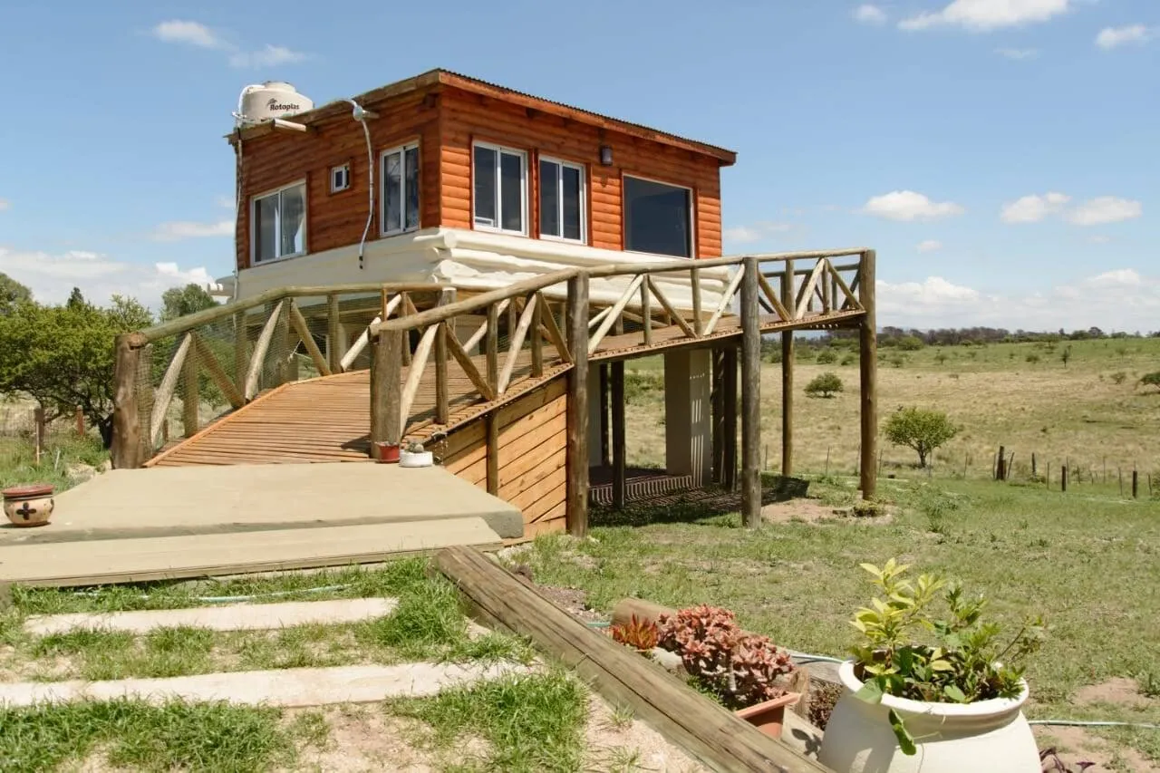 CABAÑA EN POTRERO DE GARAY