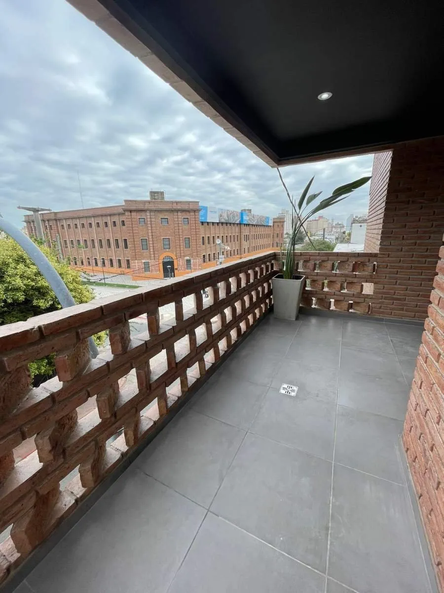 VENTA DEPARTAMENTO UN DORMITORIO CON BALCON!!