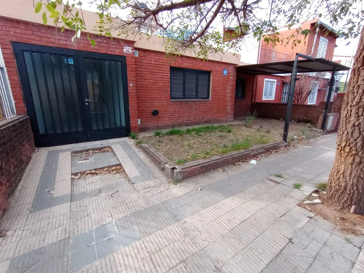 Venta casa 2 dorm B Panamericano