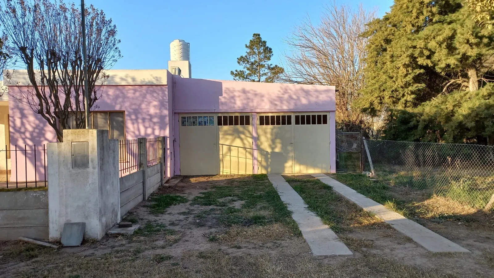 Venta Casa + Galpon - Las Gramillas, Cordoba 1954 m² Casa esquina en venta