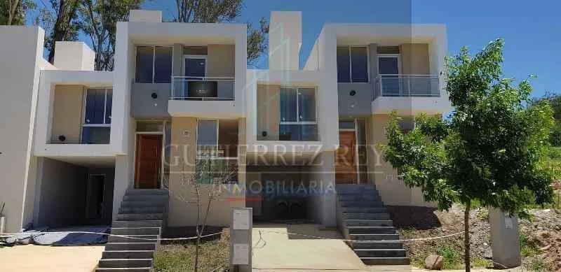 DUPLEX 3 DORMITORIOS EN Bº LA CATALINA