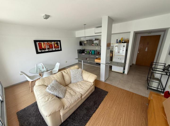 Departamento · 50m² · 2 Ambientes · 1 Cochera