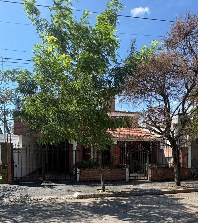 Alto Alberdi Gran Propiedad 4 Dor - Suite - Pileta