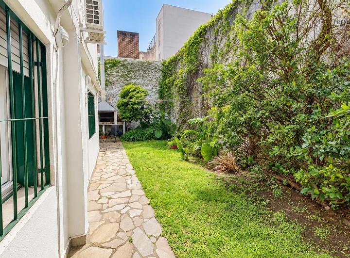 Casa · 182m² · 4 Ambientes · 1 Cochera