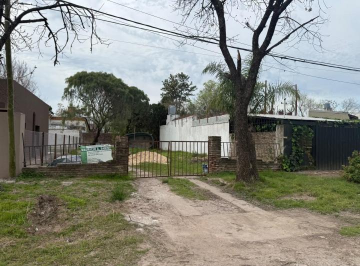Terreno · 300m²