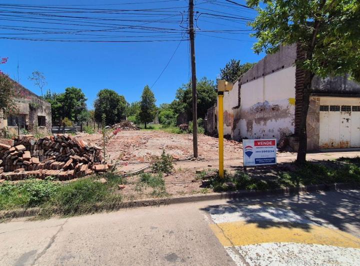 Terreno · 644m²