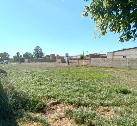 Terreno · 900m²