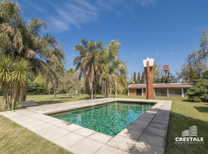 Terreno · 214m² · 3 Ambientes · 1 Cochera