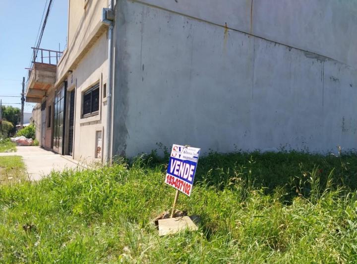 Terreno · 165m²