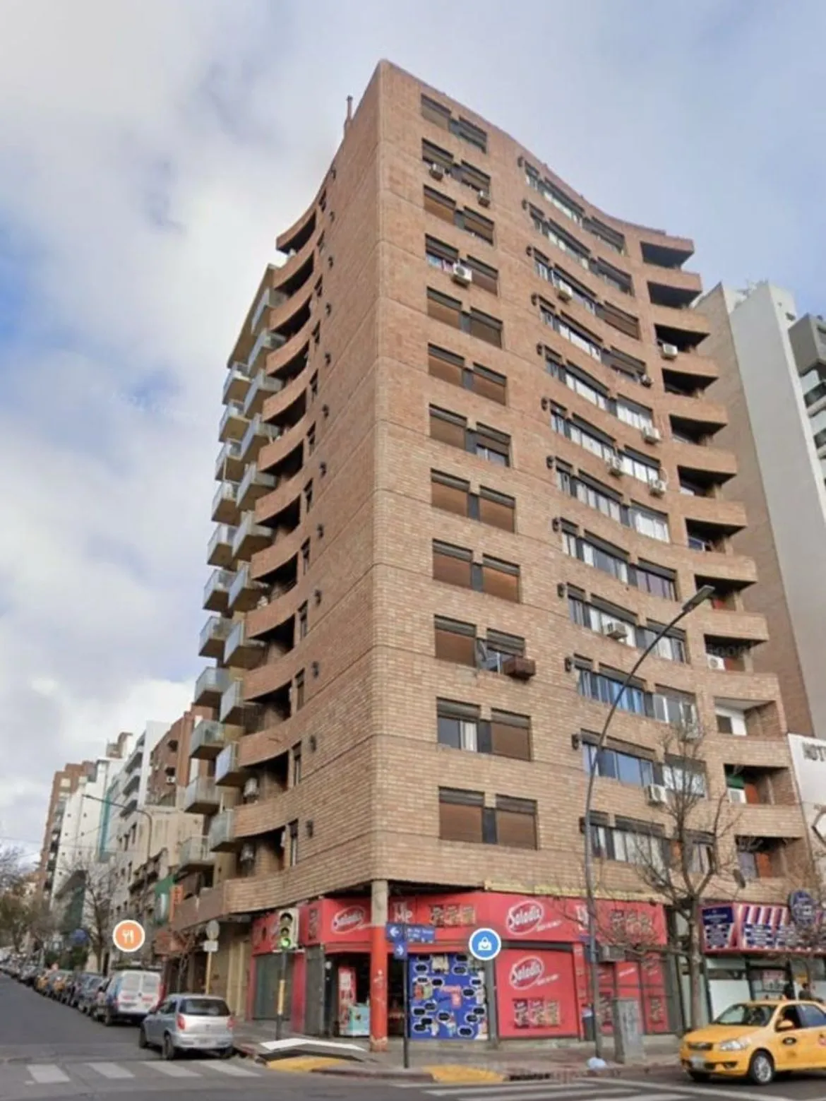 DEPARTAMENTO 1 DORMITORIO EN NUEVA CORDOBA AMUEBLADO