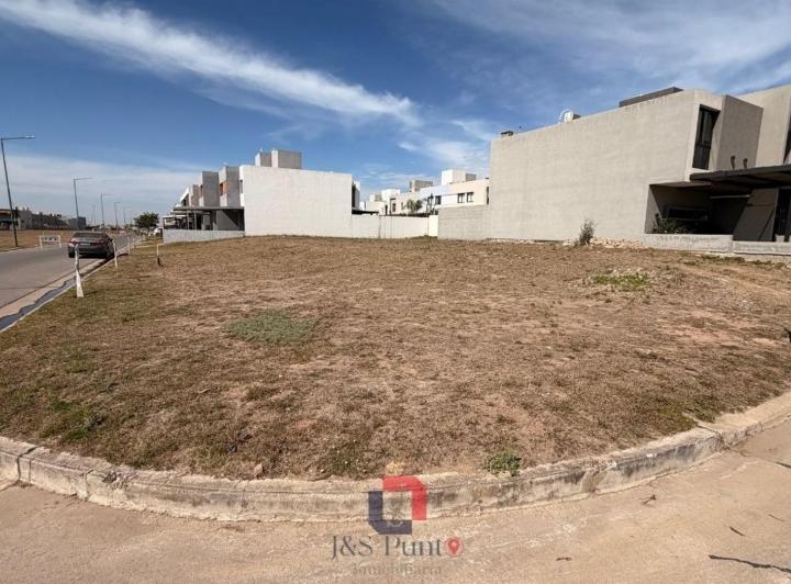 Terreno · 364m²