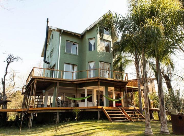 Casa · 400m² · 9 Ambientes