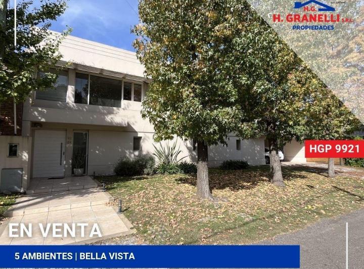 Casa · 370m² · 5 Ambientes · 1 Cochera