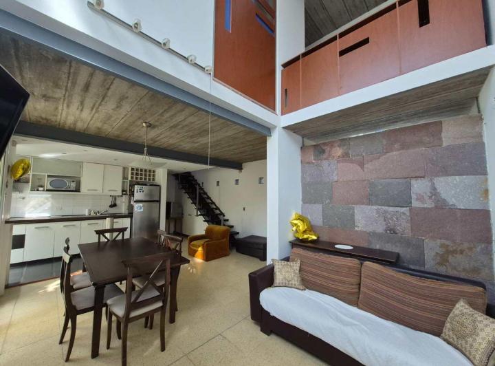 Casa · 233m² · 8 Ambientes