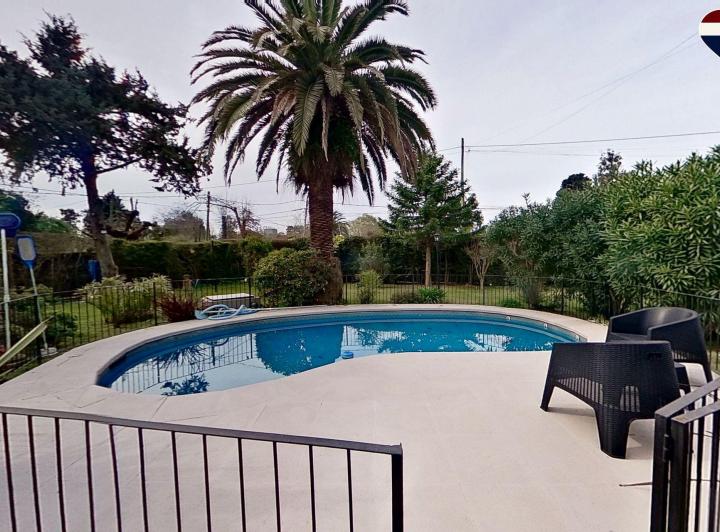 Casa · 176m² · 5 Ambientes · 2 Cocheras