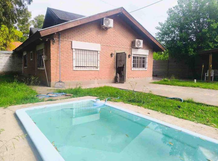 Casa · 74m² · 6 Ambientes